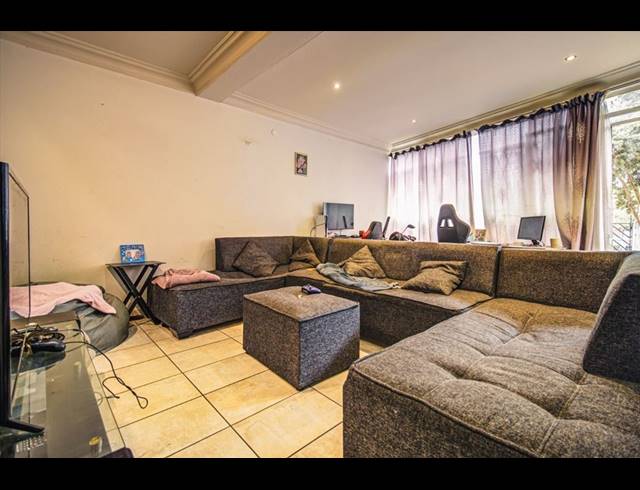 2 BEDROOM DUPLEX FOR SALE IN KEMPTON PARK EXT 4